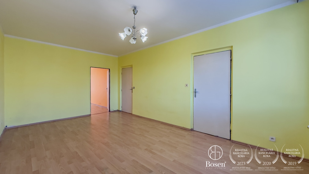 BOSEN | 2 izbový byt s balkónom v perfektnej lokalite, 64m2