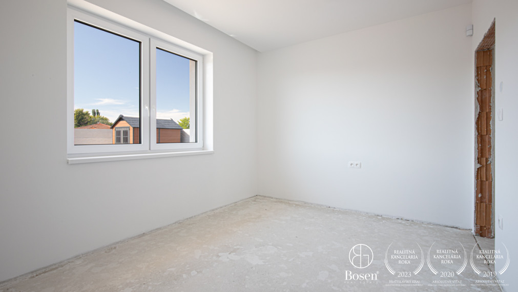 BOSEN | Ďalší, 4i RD s garážou v novej zástavbe v Povode