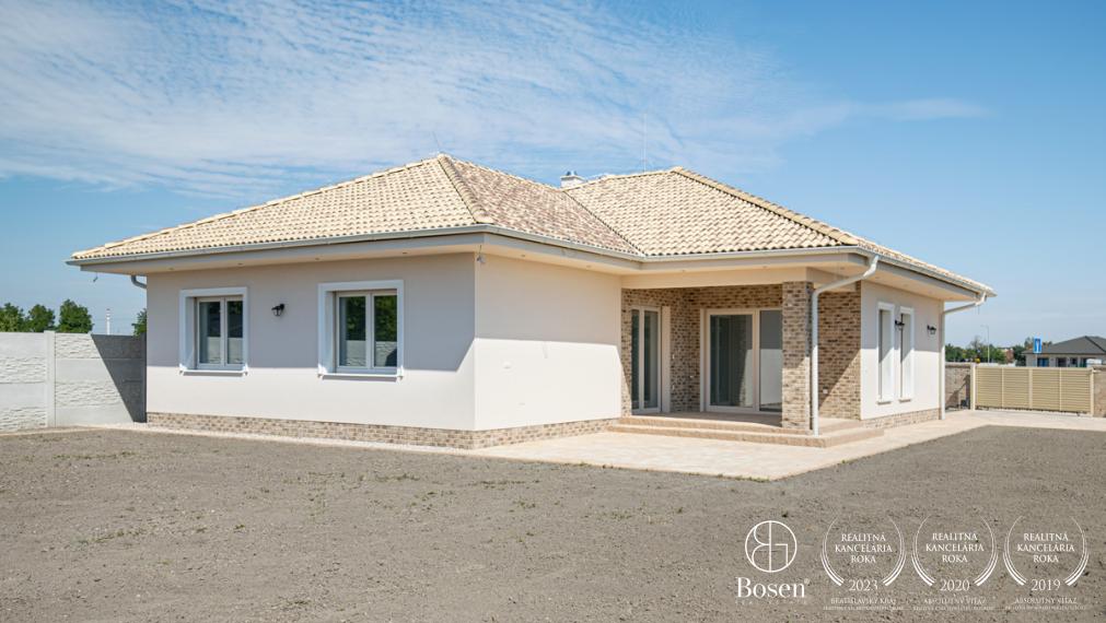 BOSEN | Ďalší, 4i RD s garážou v novej zástavbe v Povode