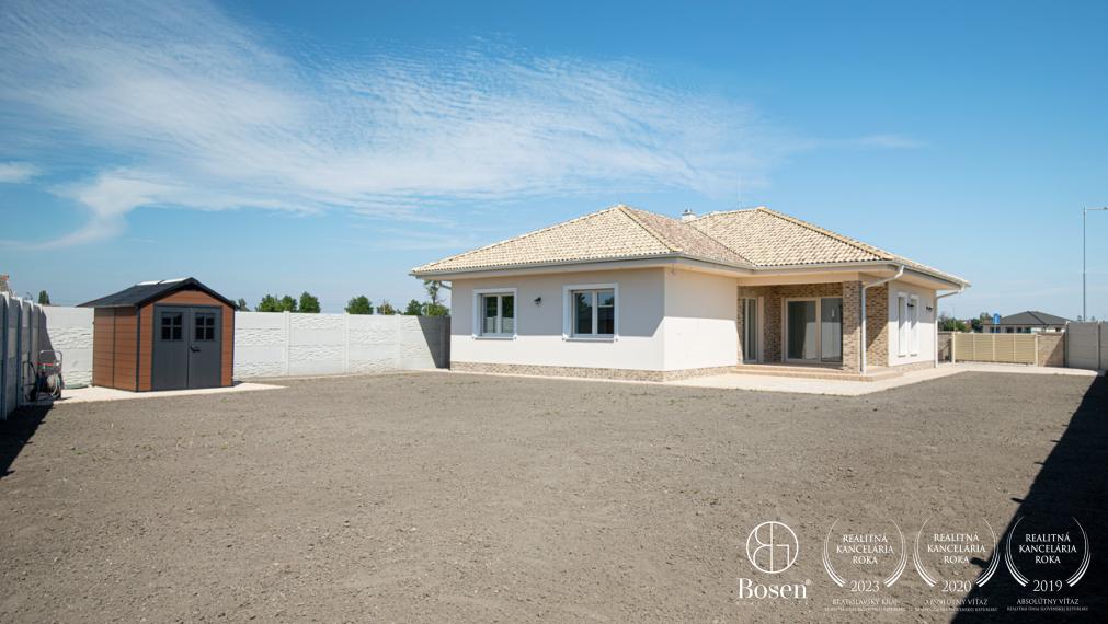 BOSEN | Ďalší, 4i RD s garážou v novej zástavbe v Povode