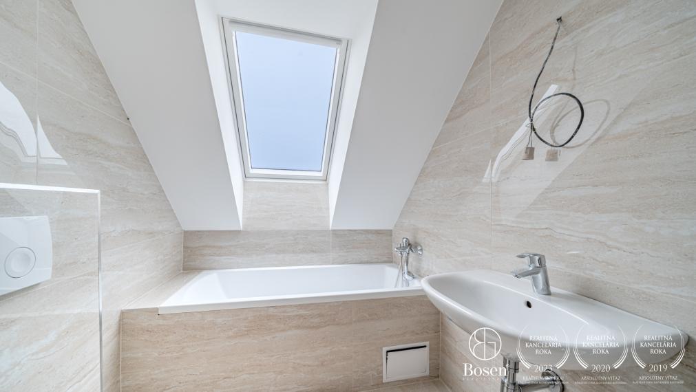 BOSEN | Priestranný 3 izbový mezonet, novostavba Tomášikovo