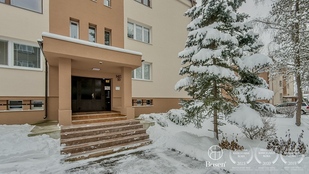 BOSEN | Zrekonštruovaný 3 izbový byt s balkónom, 85m2