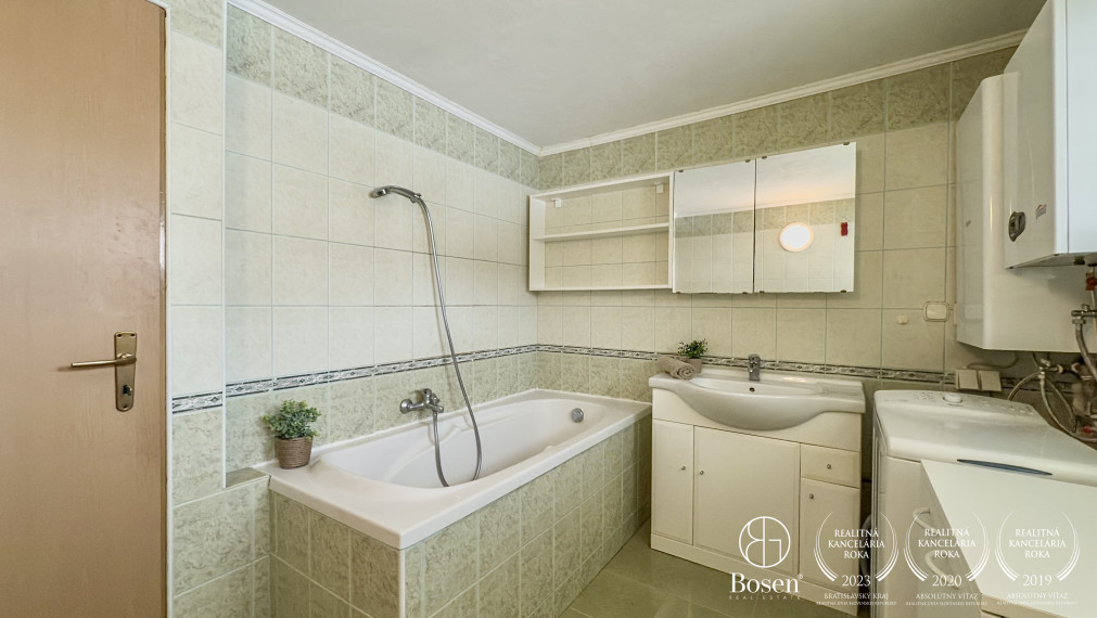 BOSEN | Rekreačná chata pri vodnej nádrži Ružiná