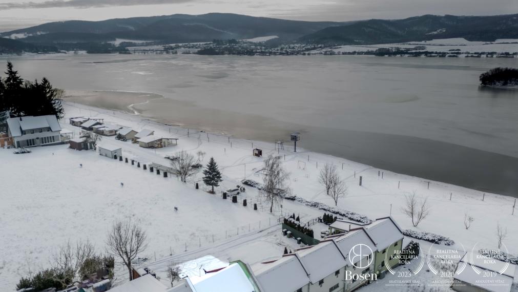 BOSEN | Rekreačná chata pri vodnej nádrži Ružiná