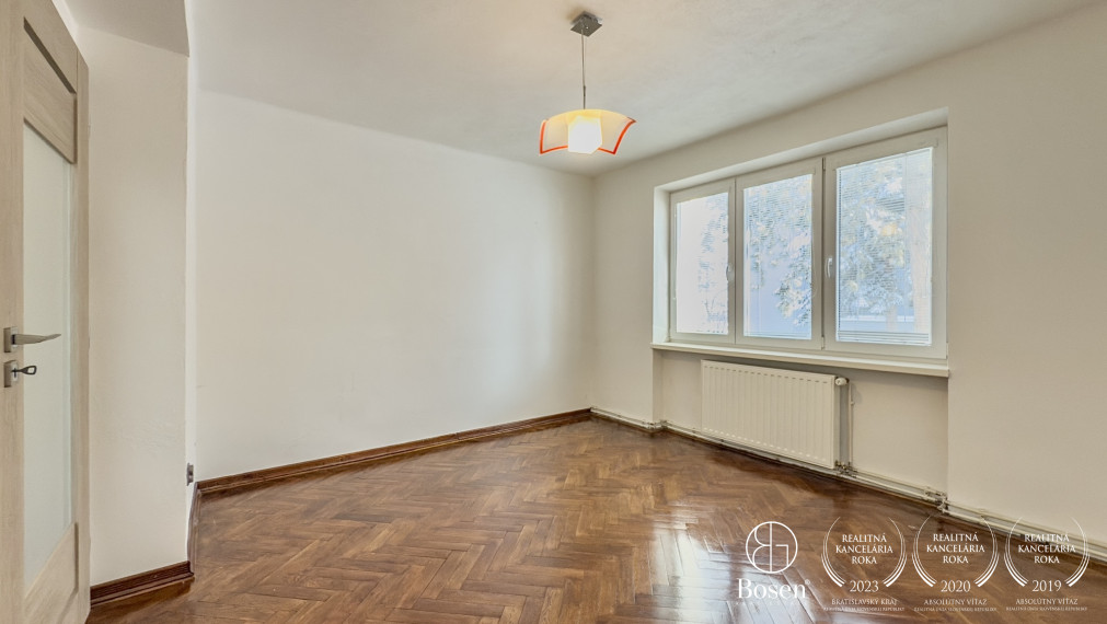 BOSEN | Zrekonštruovaný 3 izbový byt s balkónom, 85m2