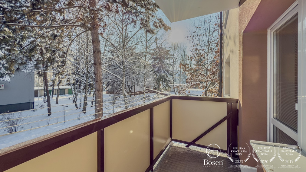 BOSEN | Zrekonštruovaný 3 izbový byt s balkónom, 85m2