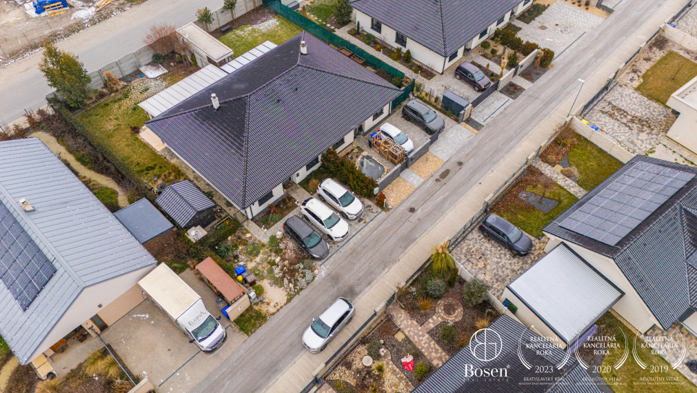 BOSEN |Útulný 4-izb. RD s krbom a terasou v obci Miloslavov – Alžbetin Dvor