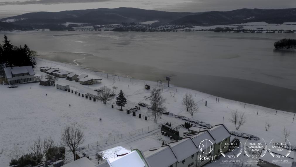 BOSEN | Chata priamo pri vodnej nádrži Ružiná