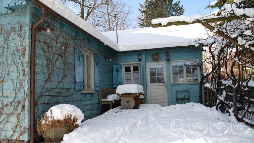 BOSEN | Romantická chalúpka pri vodnom mlyne, Modra - Harmónia
