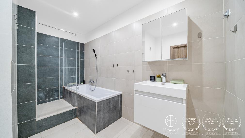 BOSEN | priestranný 4 izbový byt 101 m2, Nitra - Klokočina