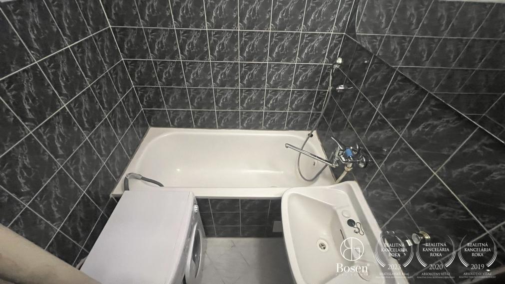 LOYALTERS | 2 izbový byt v centre Kremnice - znížená cena