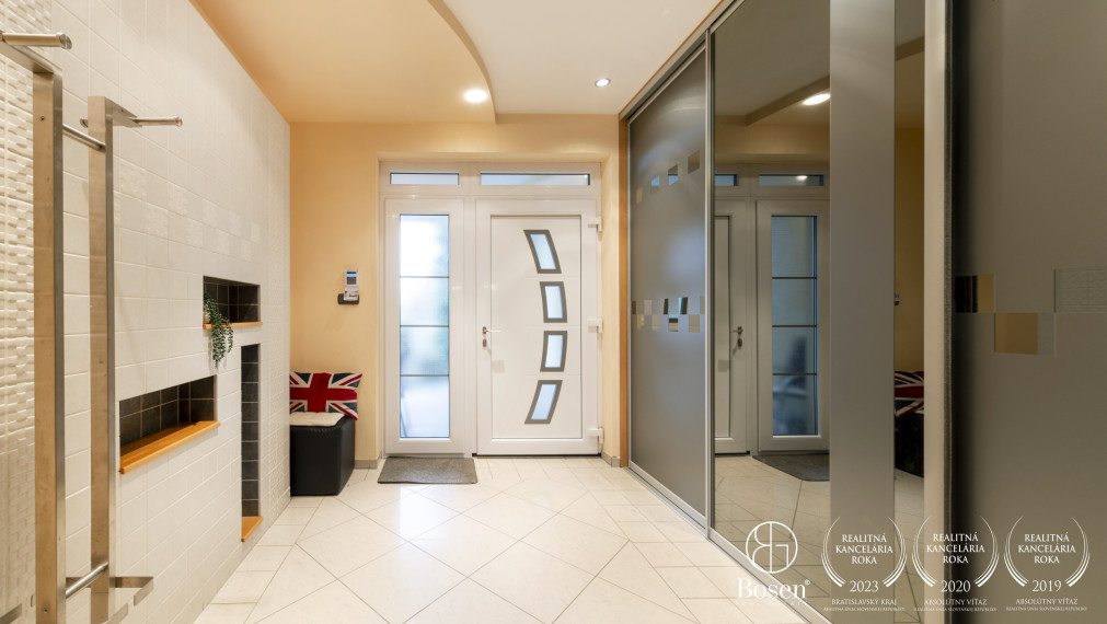 BOSEN | Nadštandardný 5i RD podľa Feng Shui, Turistická, Nitra - Zobor