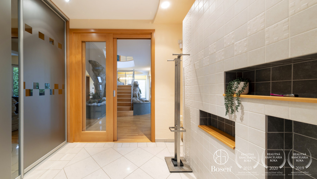 BOSEN | Nadštandardný 5i RD podľa Feng Shui, Turistická, Nitra - Zobor