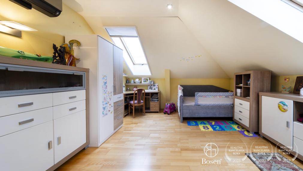 BOSEN | Nadštandardný 5i RD podľa Feng Shui, Turistická, Nitra - Zobor