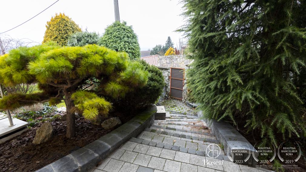 BOSEN | Nadštandardný 5i RD podľa Feng Shui, Turistická, Nitra - Zobor