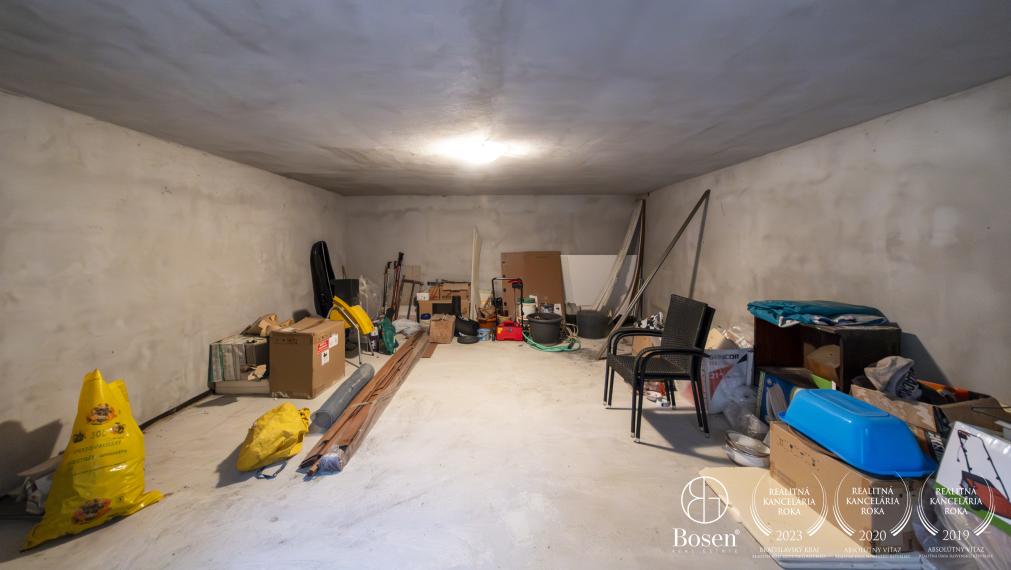 BOSEN | Nadštandardný 5i RD podľa Feng Shui, Turistická, Nitra - Zobor