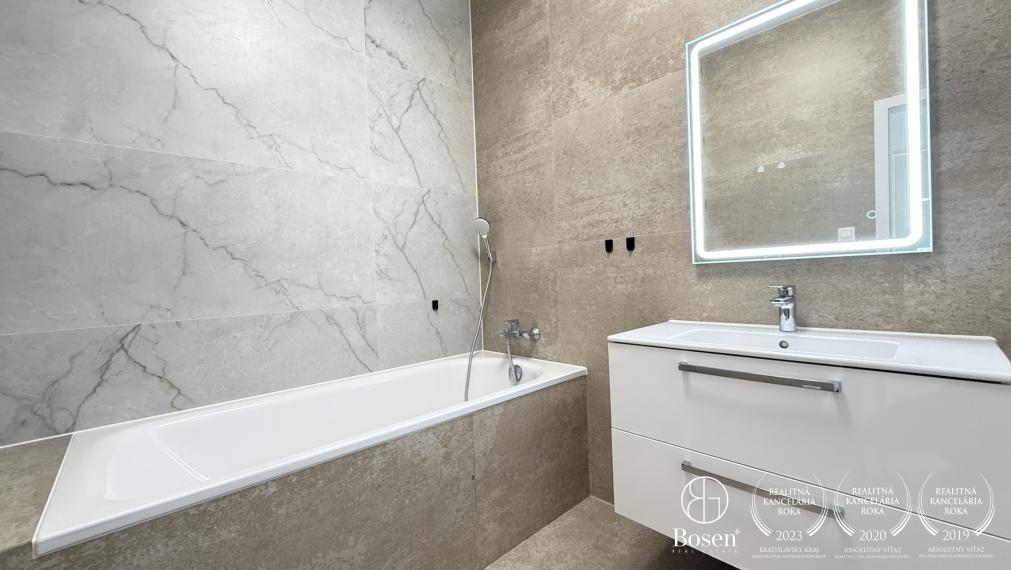 BOSEN | Zariadený trojizbový dom v novej tichej lokalite, Miloslavov, Vrbová, 425 m2