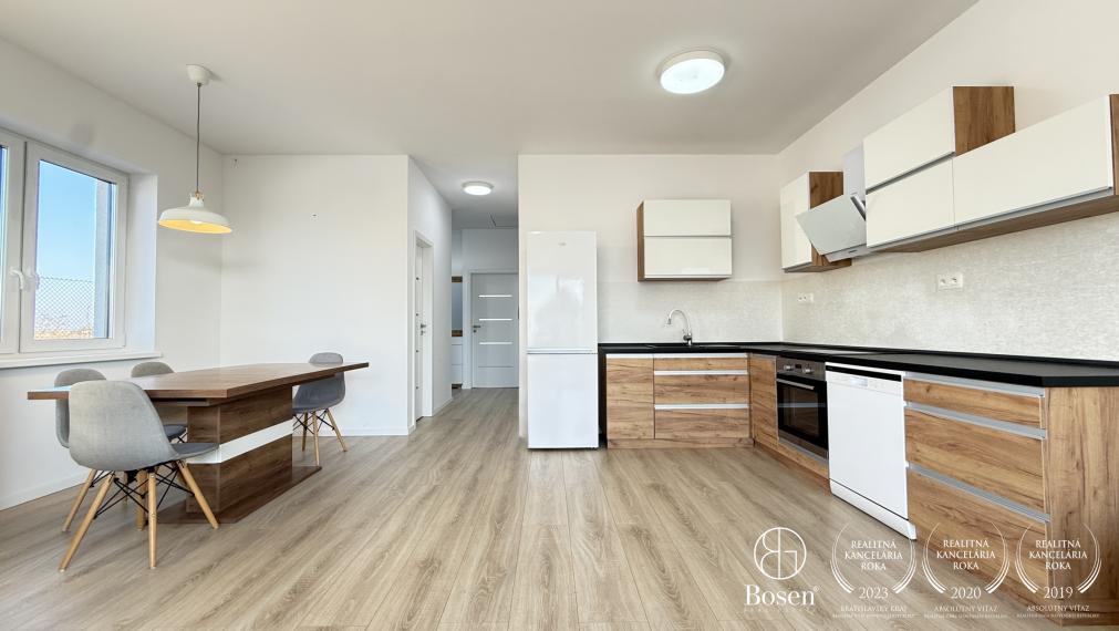 BOSEN | Zariadený trojizbový dom v novej tichej lokalite, Miloslavov, Vrbová, 425 m2