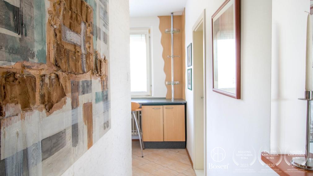 BOSEN | Zariadený 4-izbový byt v pokojnej časti, Dúbravka