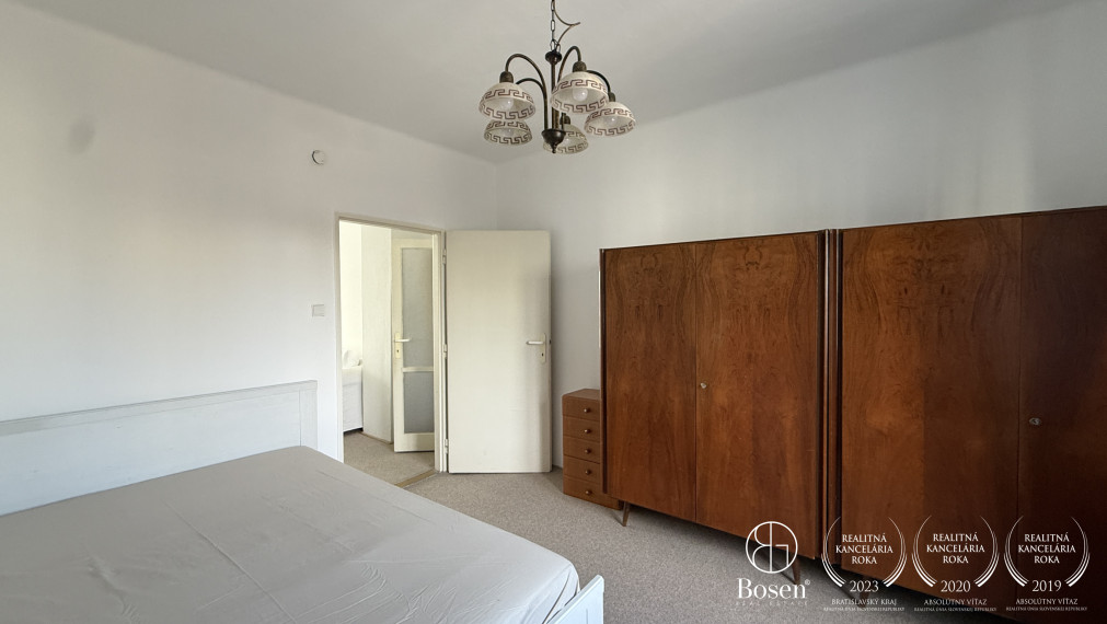 Priestranný 2 izb.byt s balkónom, Štrkovecké jazero, Ružinov, Stropkovská, 60 m2