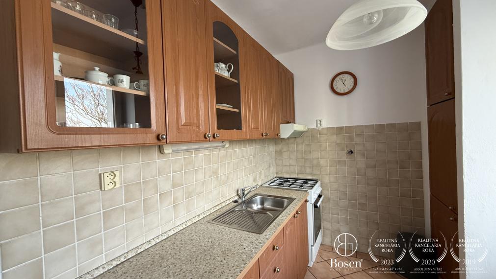 Priestranný 2 izb.byt s balkónom, Štrkovecké jazero, Ružinov, Stropkovská, 60 m2