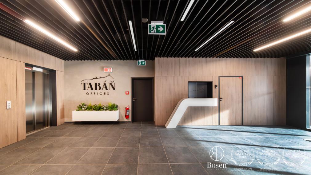 BOSEN | TABÁŇ BUSINESS LOUNGE offices in the heart of Nitra 6th floor