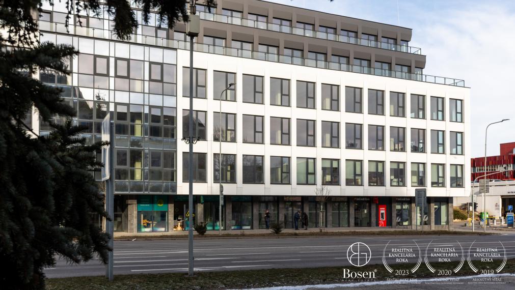 BOSEN | TABÁŇ BUSINESS LOUNGE offices in the heart of Nitra 6th floor