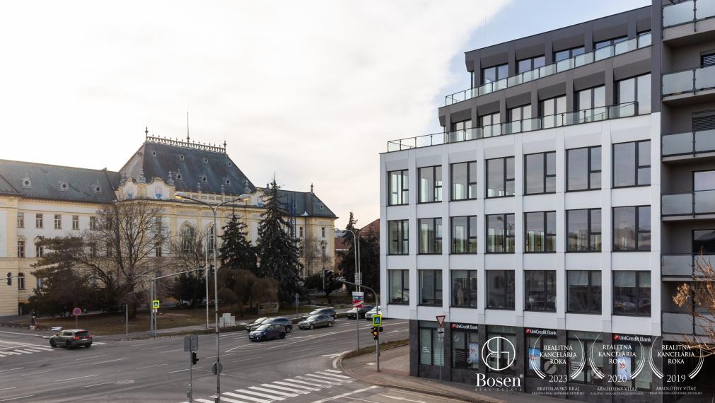 BOSEN | TABÁŇ - Obchodný priestor s výkladom 160 m2