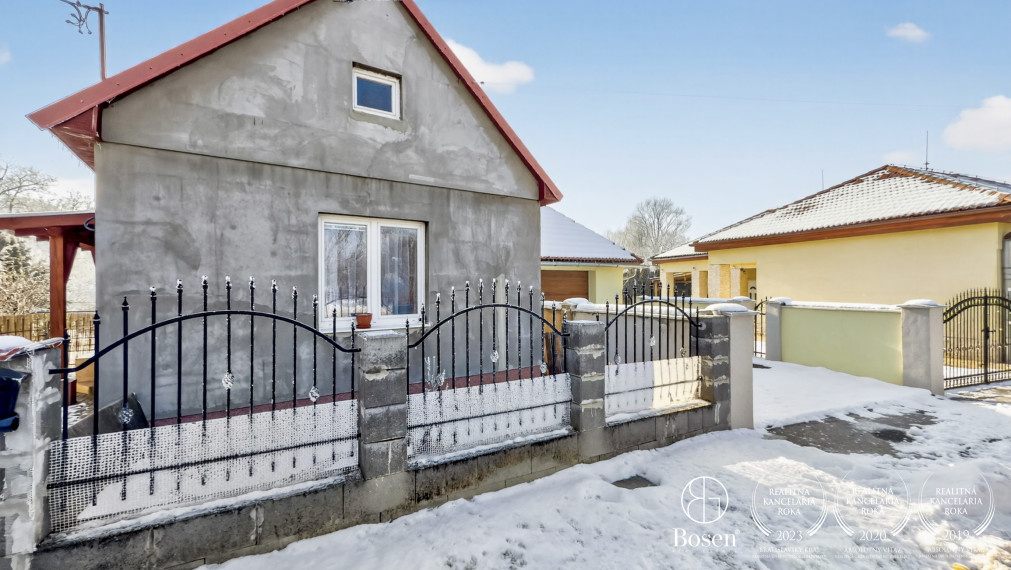 BOSEN | Rodinný dom s vidieckym nádychom v obci Číž, 1009m2