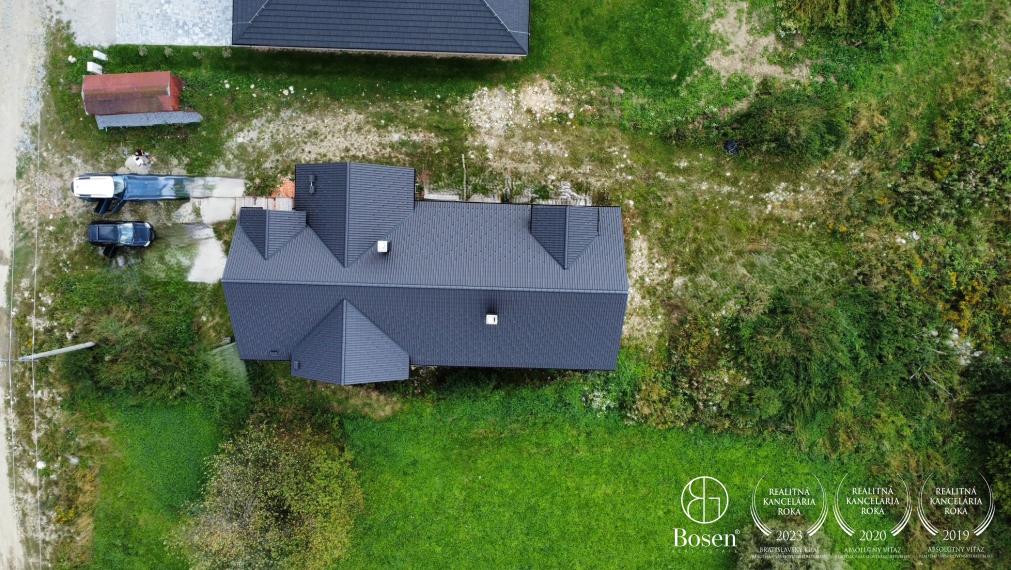 LOYALTERS | Rodinný dom s dvomi bytovými jednotkami - Habovka Orava