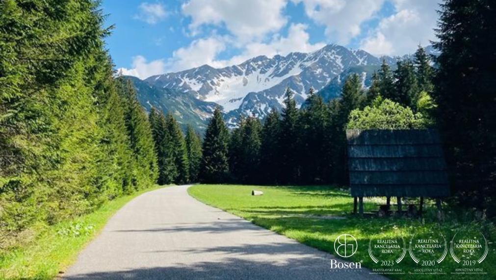 LOYALTERS | Rodinný dom s dvomi bytovými jednotkami - Habovka Orava