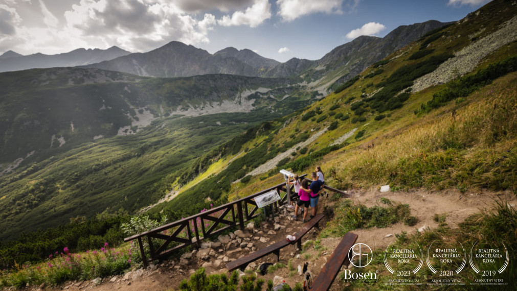LOYALTERS | Rodinný dom s dvomi bytovými jednotkami - Habovka