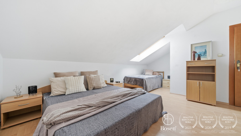 BOSEN | VÝNIMOČNÁ NEHNUTEĽNOSŤ s potenciálom, Kyselica