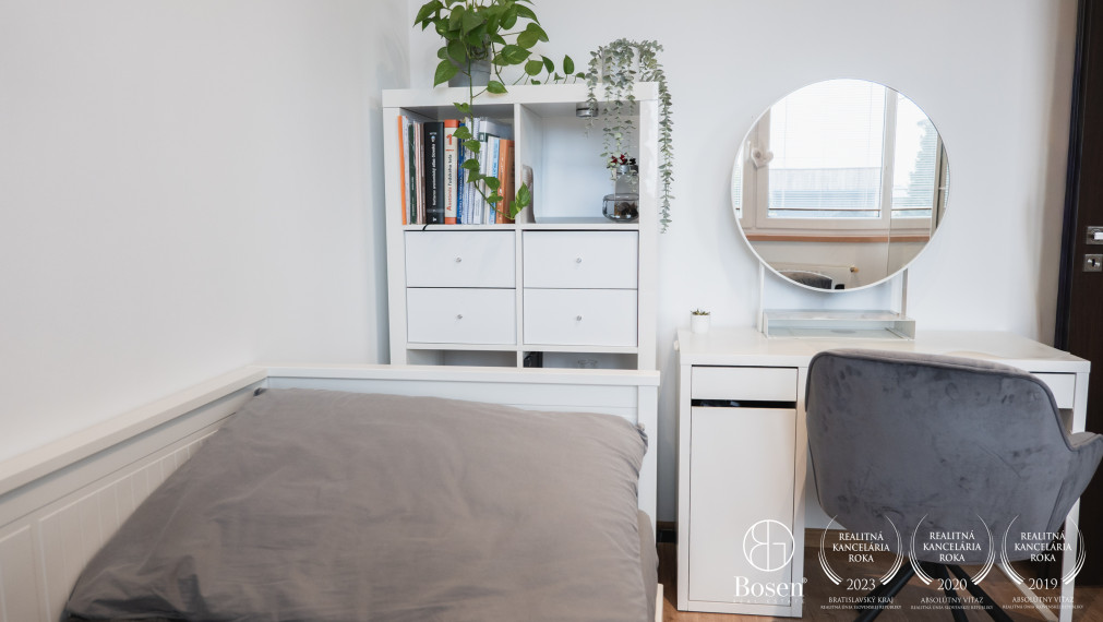 BOSEN | Veľkoryso riešený 5 izbový rodinný dom s bazénom