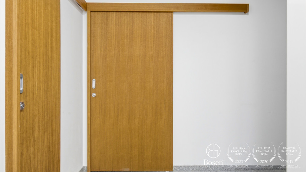 BOSEN | Priestranný 3 izbový byt v Starom Meste - Kozia ulica