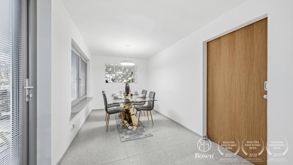 BOSEN | Priestranný 3 izbový byt v Starom Meste - Kozia ulica
