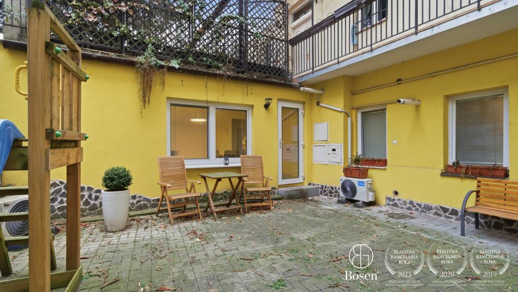 BOSEN | Priestranný 3 izbový byt v Starom Meste - Kozia ulica