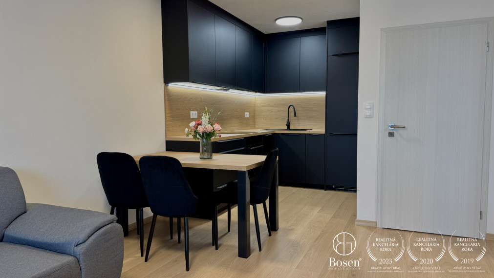 BOSEN | Na prenájom kompletne zariadený 2 izbový byt s loggiou, Trenčín - Na pažiti
