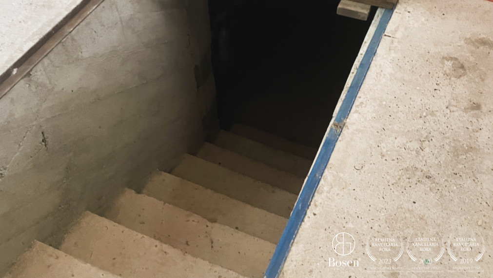 BOSEN | Veľkoryso riešený 5 izbový rodinný dom s bazénom