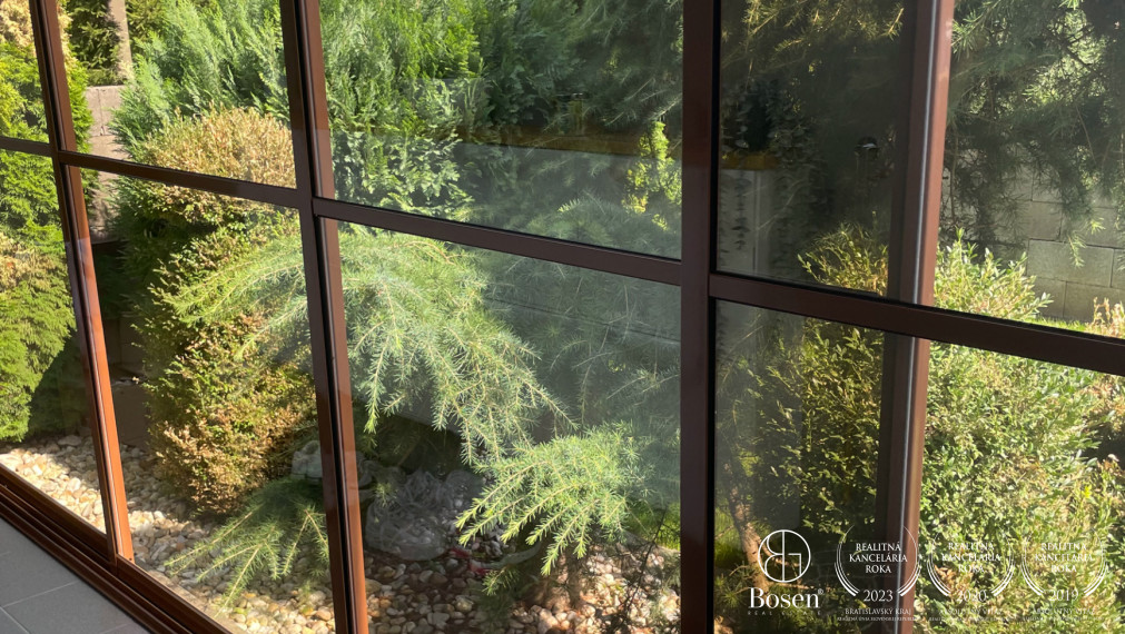 BOSEN | Veľkoryso riešený 5 izbový rodinný dom s bazénom