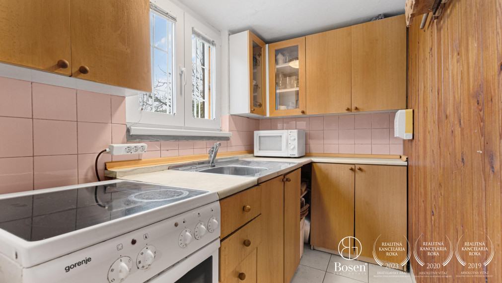 ARISE | Predaj rekreačná chata so súpisným číslom.