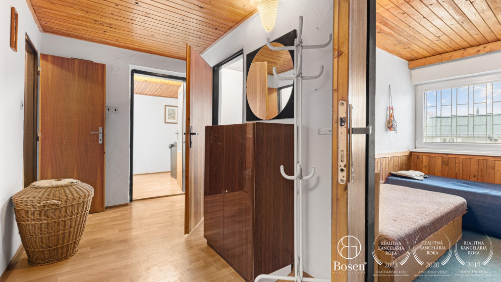 ARISE | Predaj rekreačná chata so súpisným číslom.