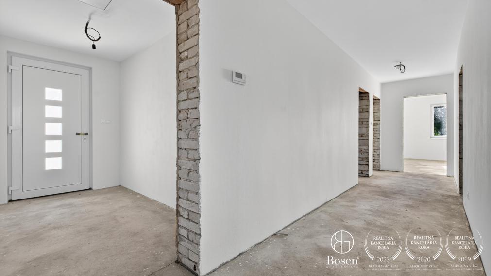 BOSEN | Novostavba rodinného domu na Záhorí pri lese v obci Závod, lokalita Priečne