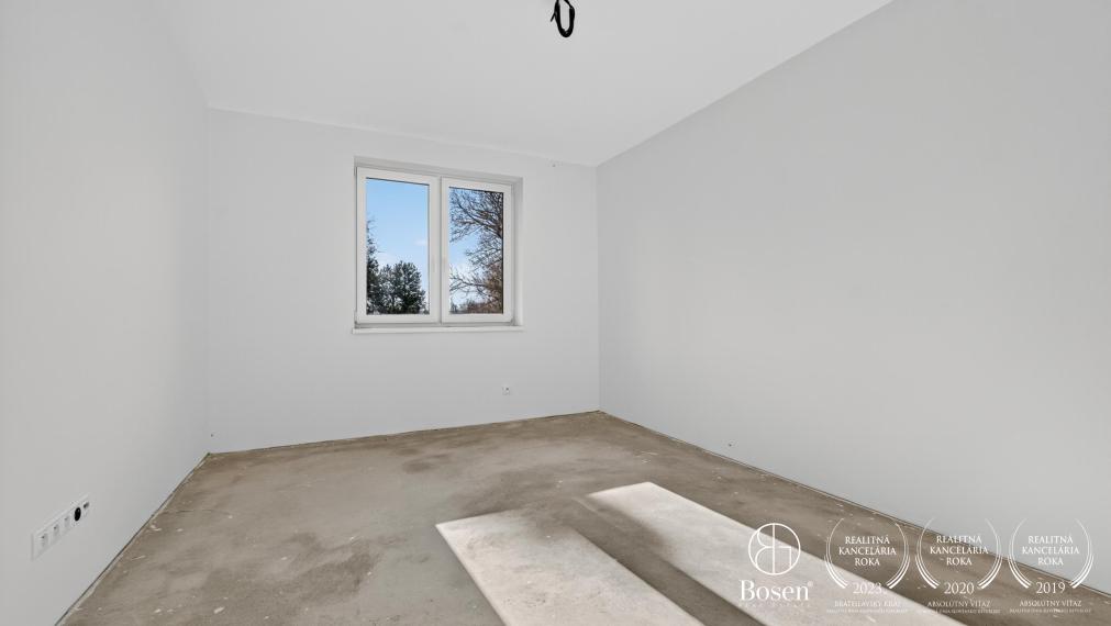 BOSEN | Novostavba rodinného domu na Záhorí pri lese v obci Závod, lokalita Priečne