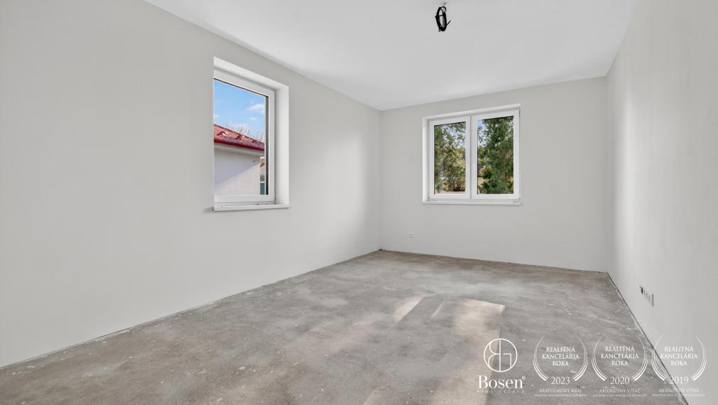 BOSEN | Novostavba rodinného domu na Záhorí pri lese v obci Závod, lokalita Priečne