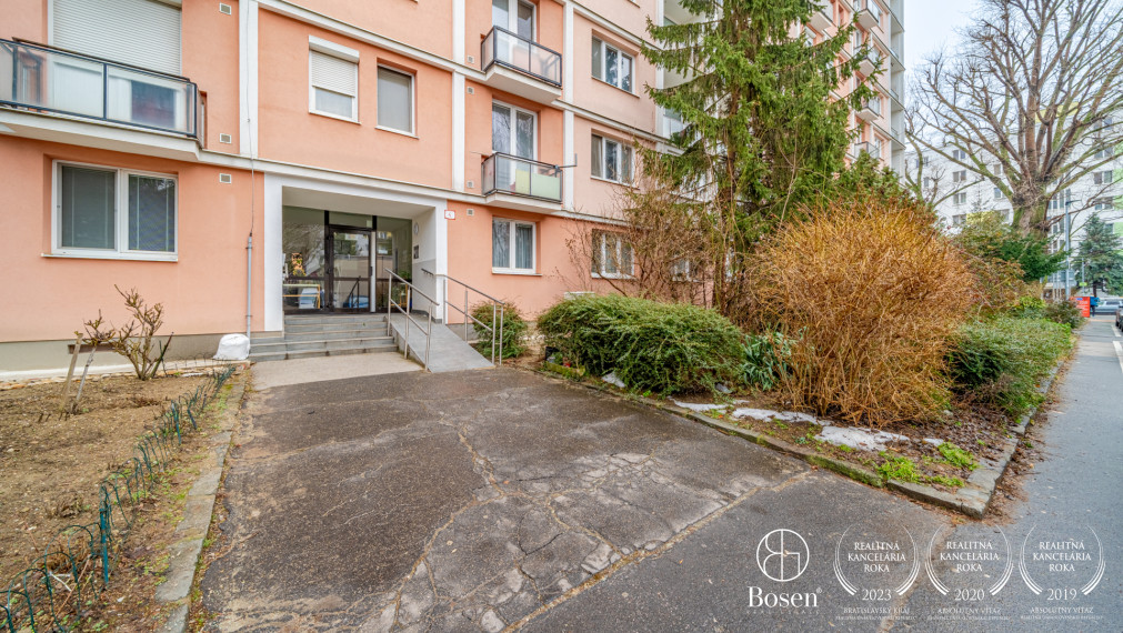 BOSEN | Investičný 2 izbový byt v Ružinove, 58 m2