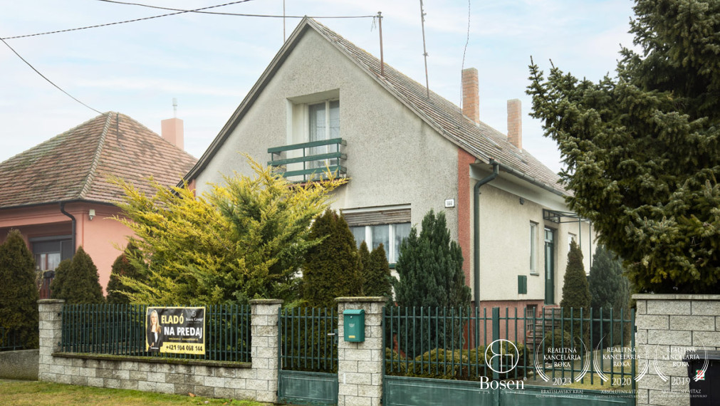 BOSEN | Rodinný dom tesne pri R7, Holice