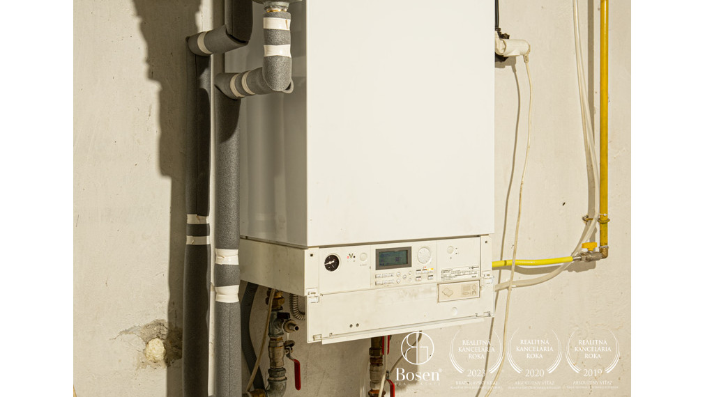 BOSEN | Rodinný dom tesne pri R7, Holice