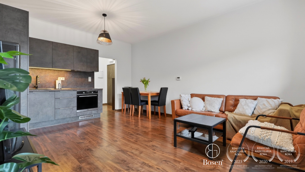 BOSEN | Na predaj zariadený 2i byt s parkovacím miestom