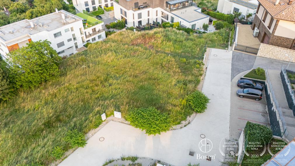 Bosen Realicity | Premium Building Plot Koliba – Permit & Project